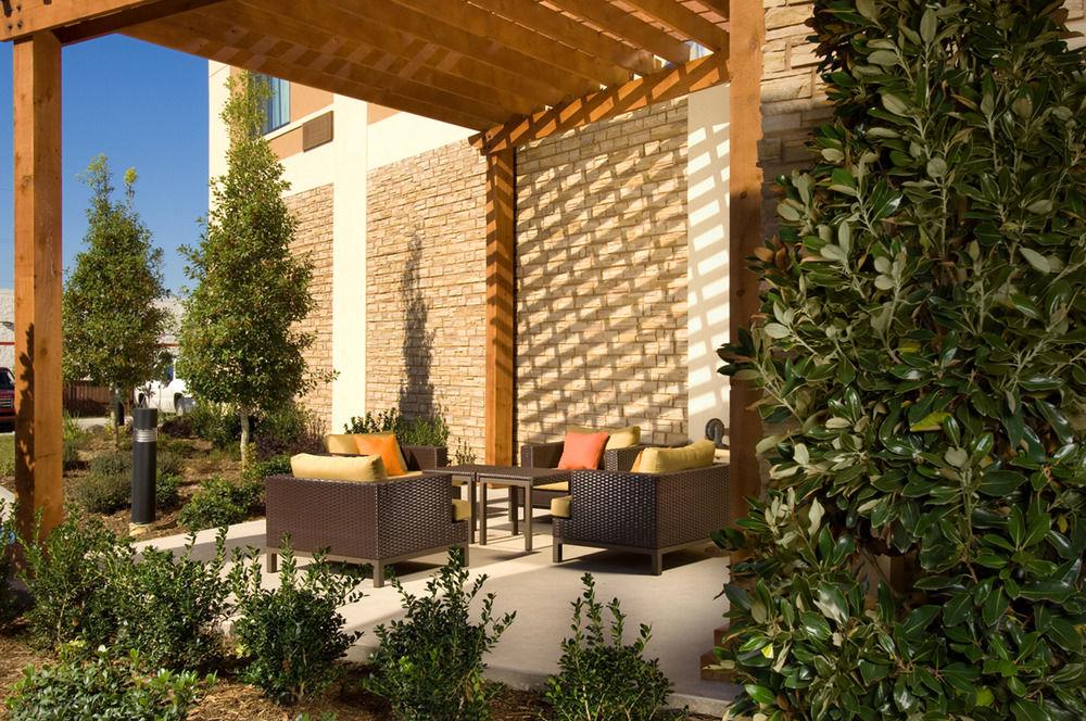Courtyard By Marriott Tyler Ξενοδοχείο Εξωτερικό φωτογραφία