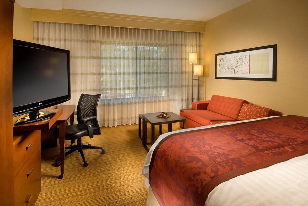 Courtyard By Marriott Tyler Ξενοδοχείο Εξωτερικό φωτογραφία