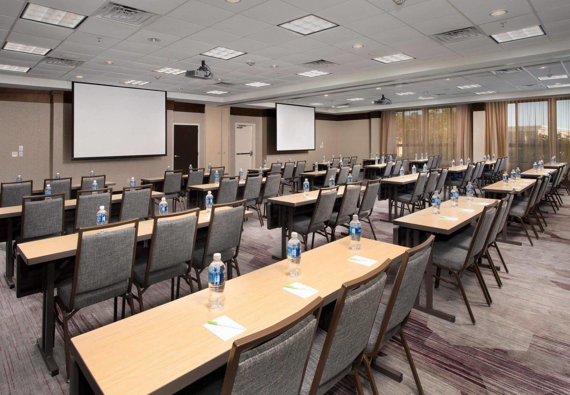 Courtyard By Marriott Tyler Ξενοδοχείο Εξωτερικό φωτογραφία